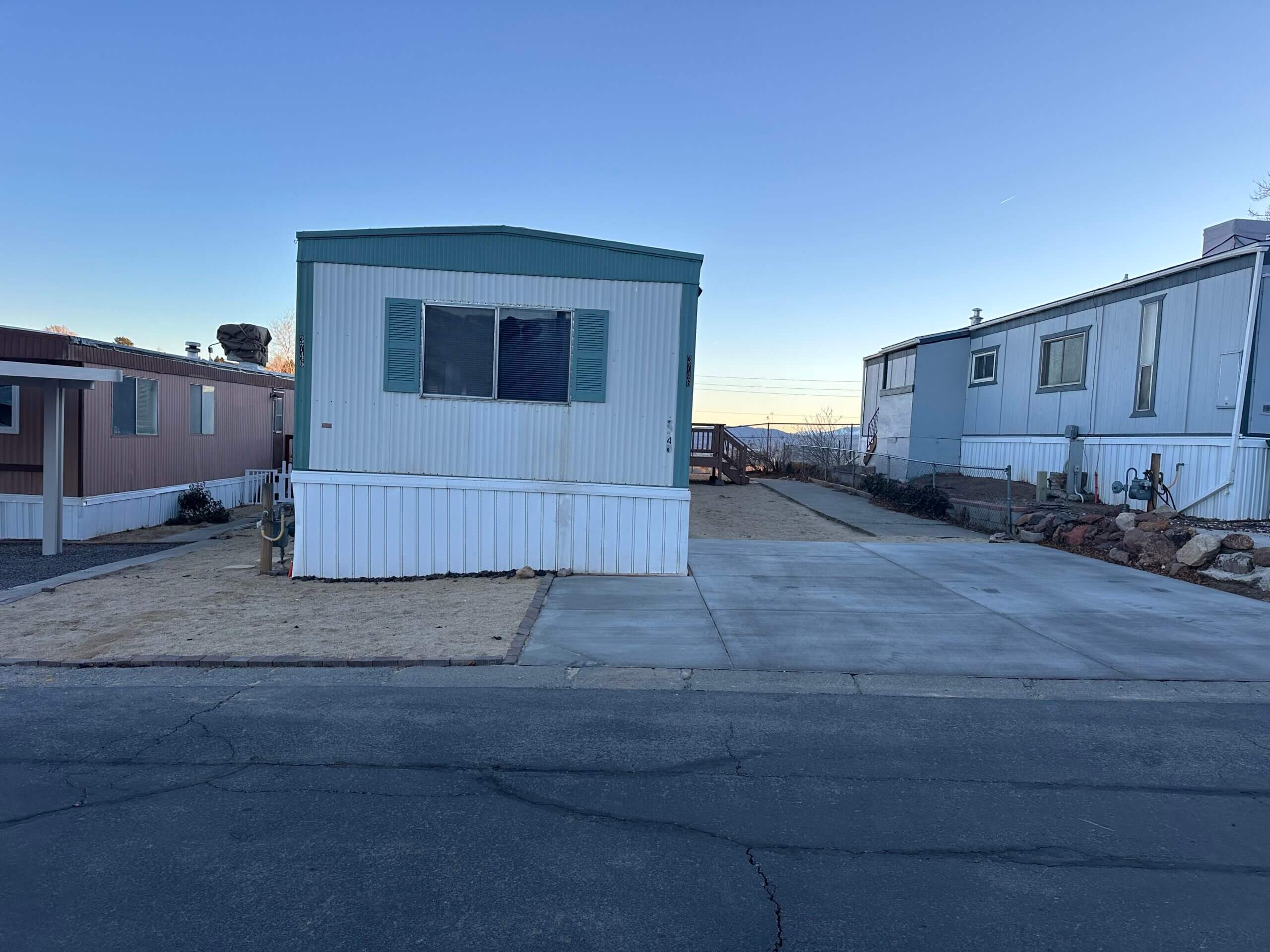 3746 Shirley Ave