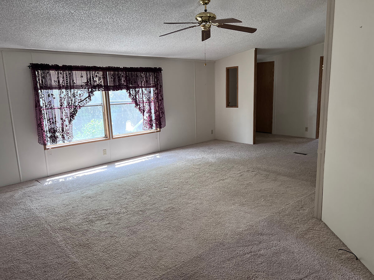 101 Lincoln Hwy #34, Wadsworth, Nevada 89442 | White Knight