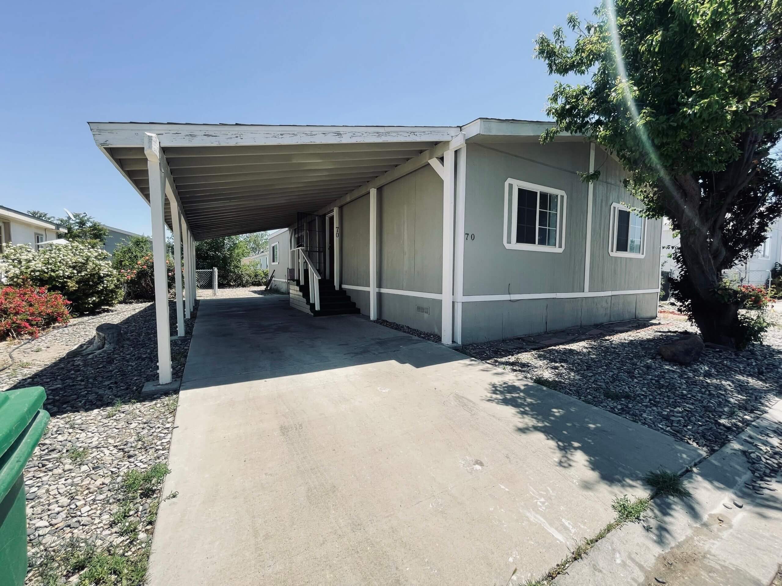 70 Middleton Way